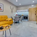 Apartment Vip Zdrojowa 6 *